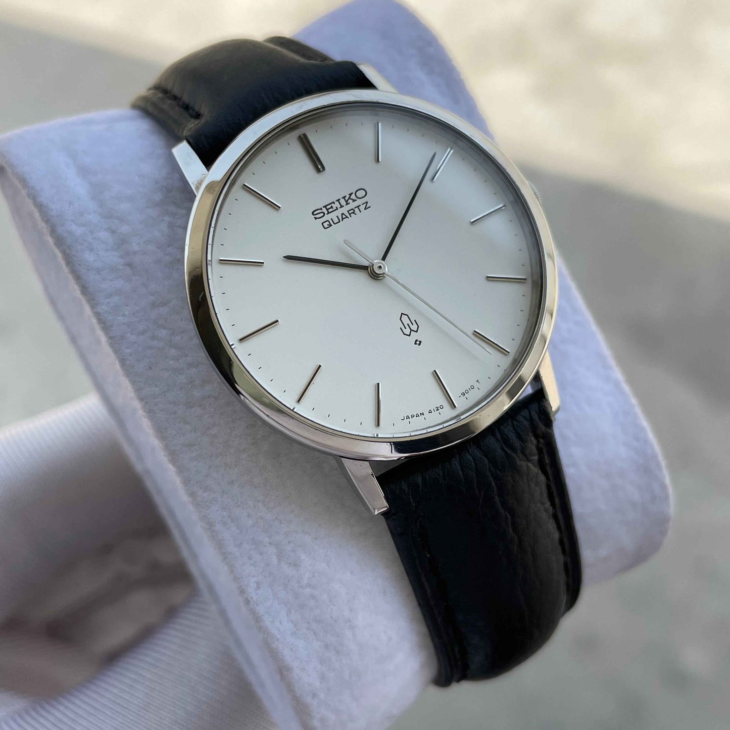 Vintage Seiko Quartz Dress Watch 4120-9010