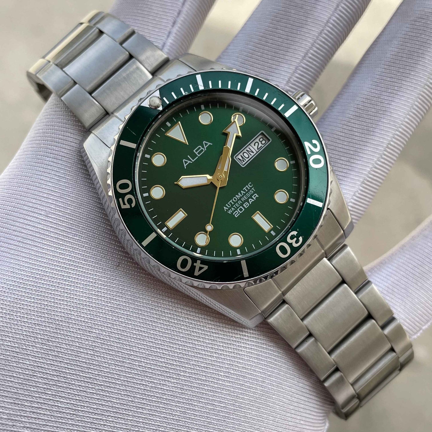 Seiko Alba Green Diver's Automatic