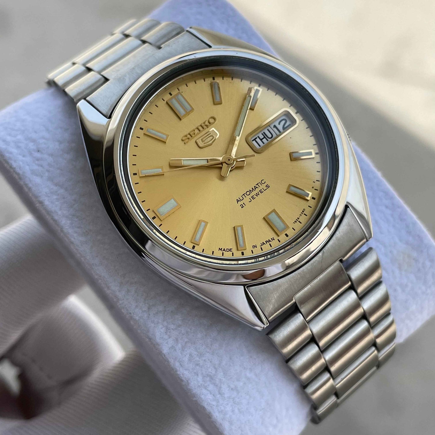 Seiko 5 Golden Dial SNKSX81