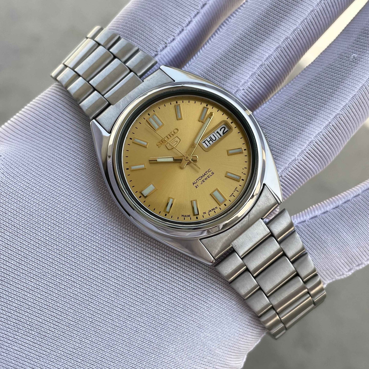 Seiko 5 Golden Dial SNKSX81