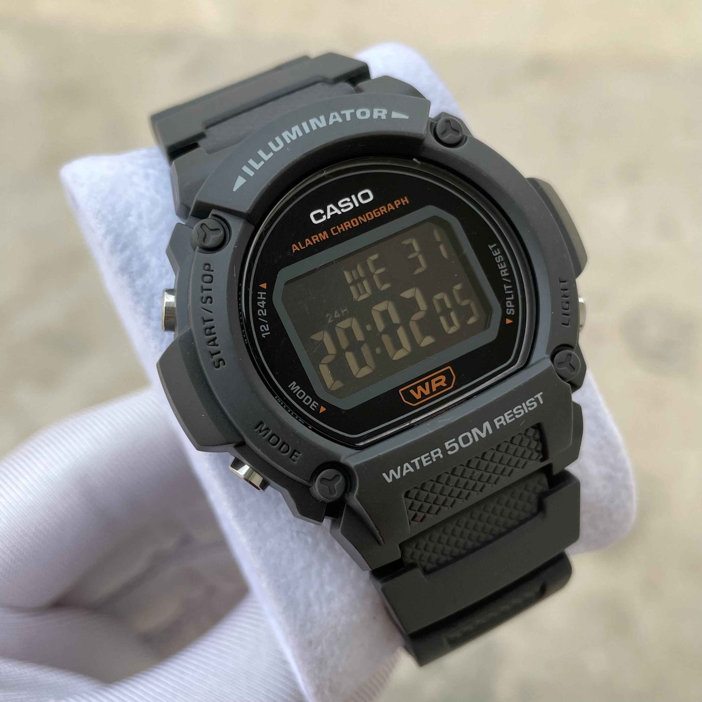 Casio Illumnator W-219H-8BV