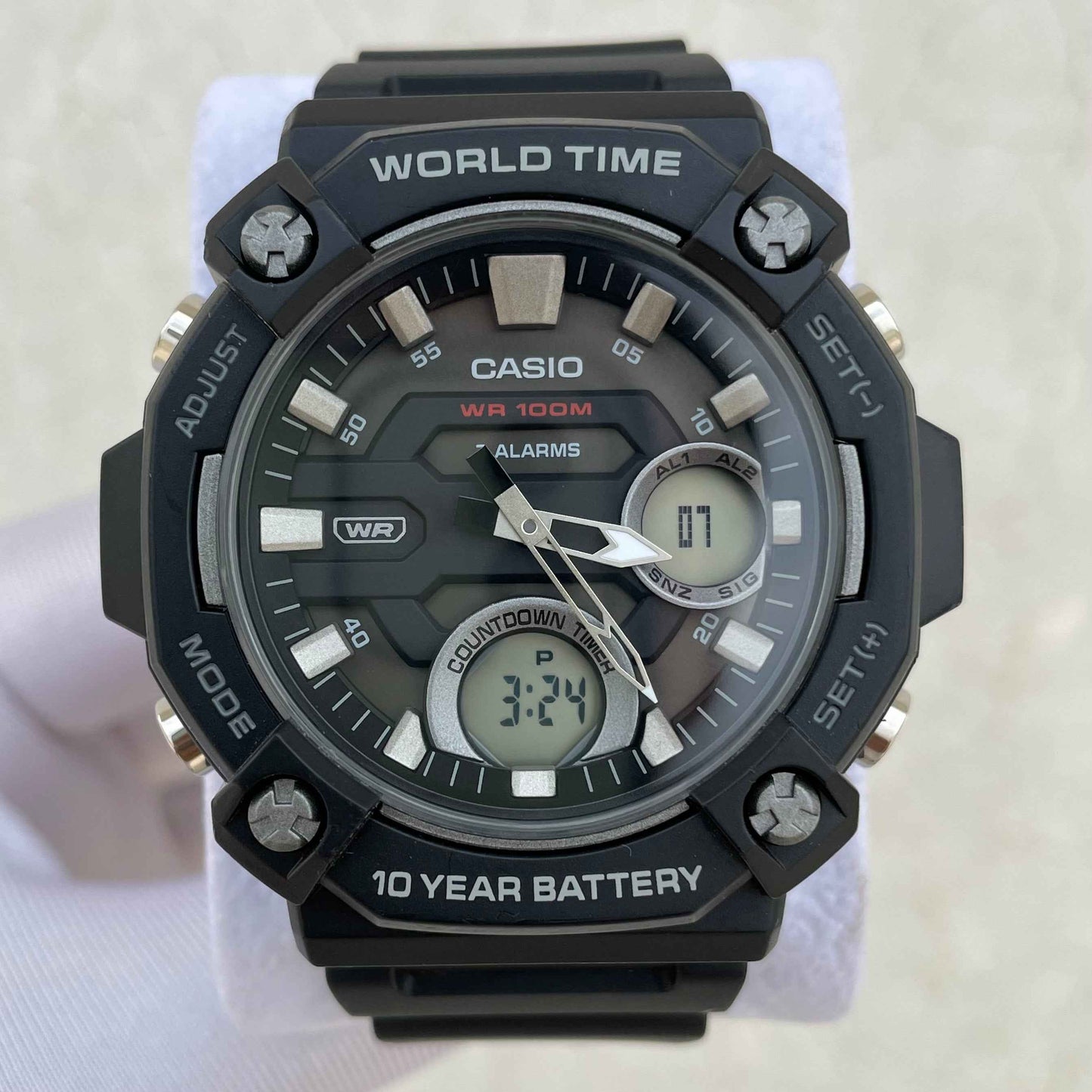 Casio World Time AEQ-120W-1AV