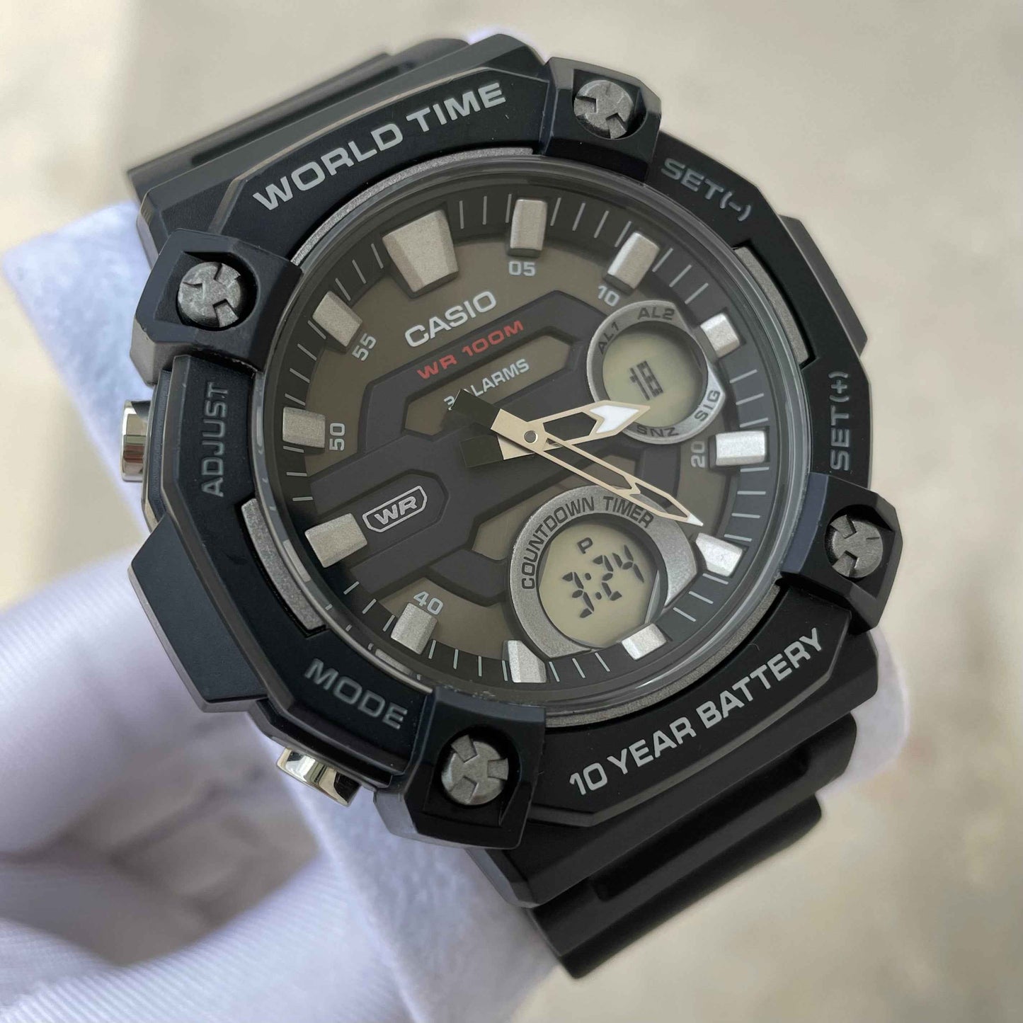 Casio World Time AEQ-120W-1AV