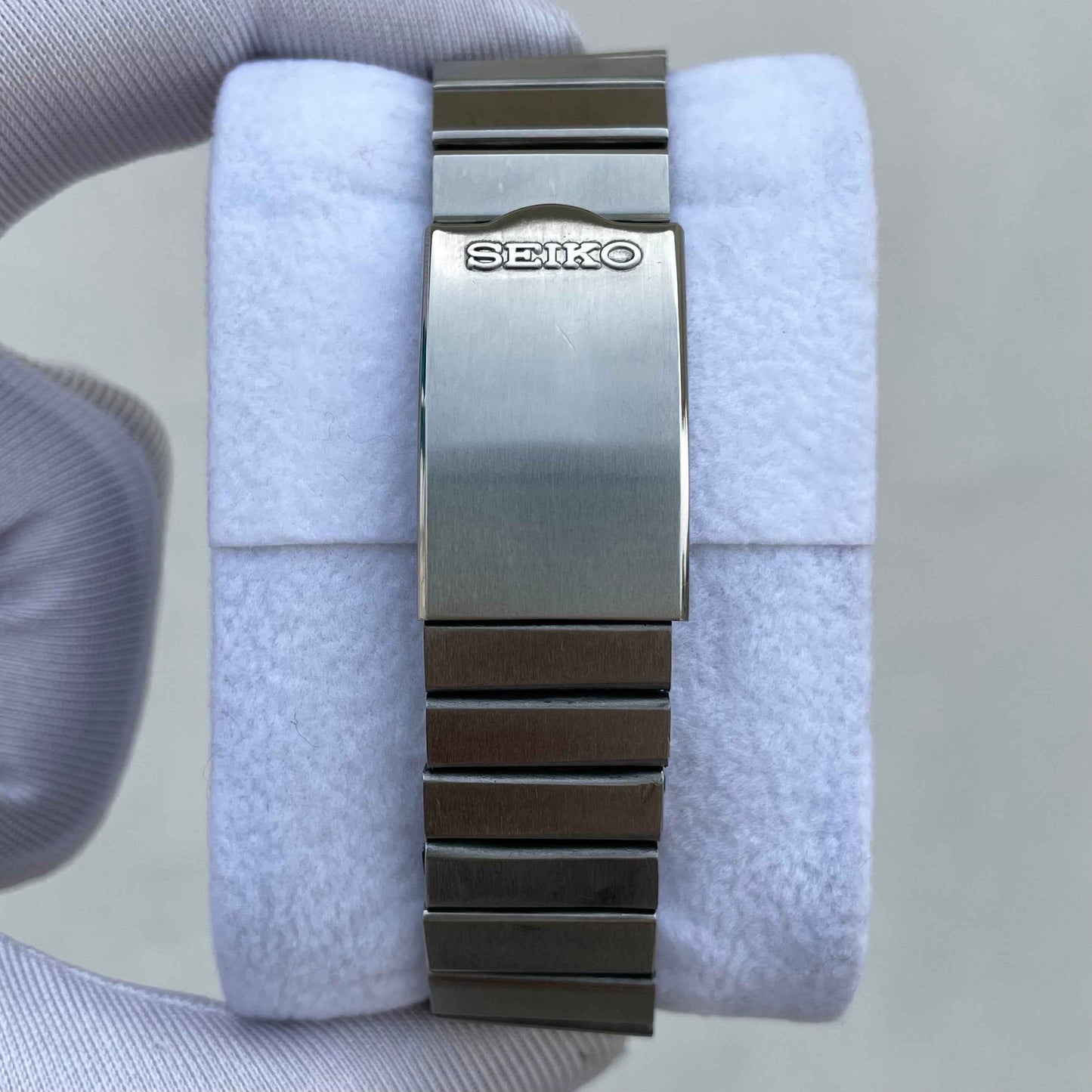 Vintage Seiko LM 5606-8070