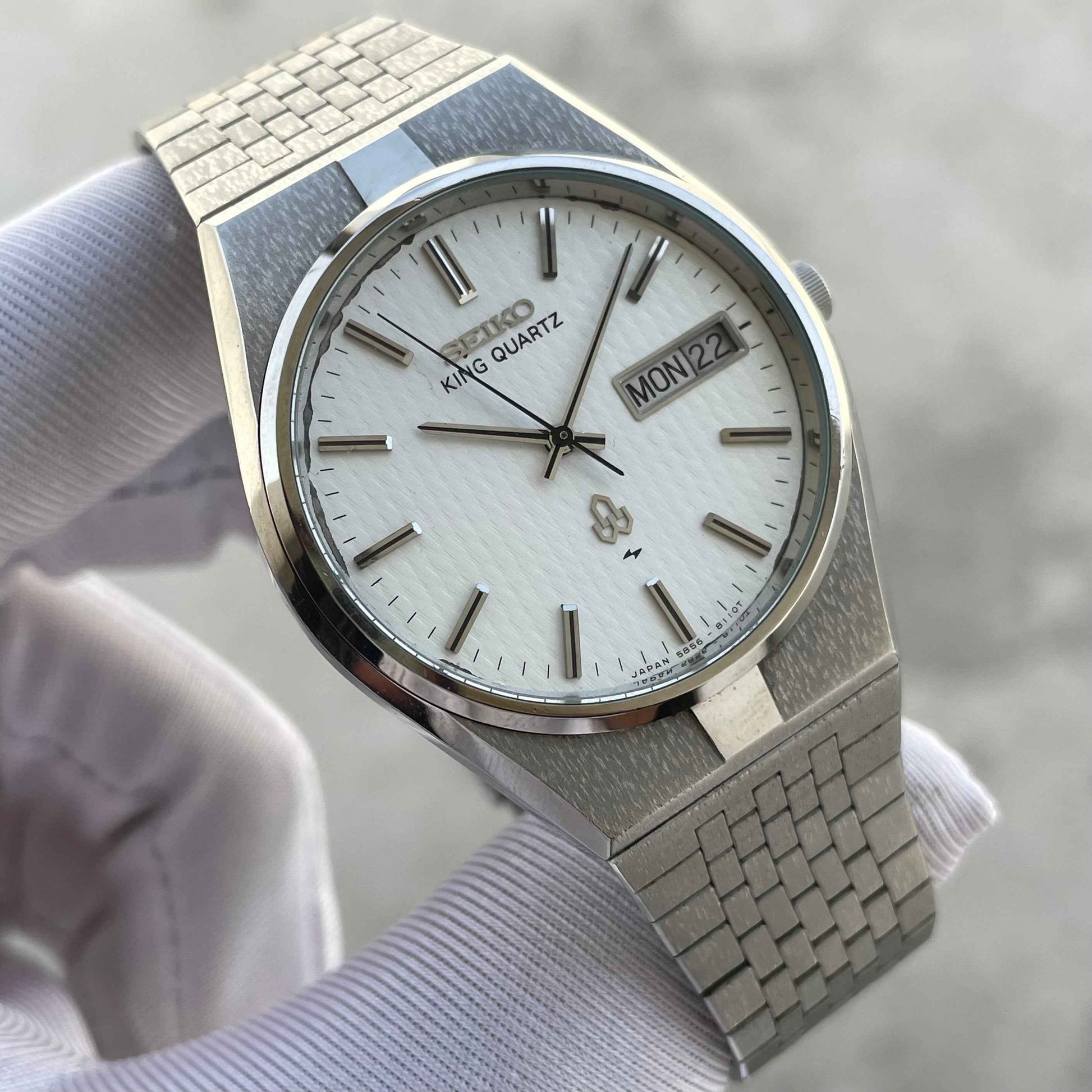 Vintage Seiko King Quartz 5856-8090