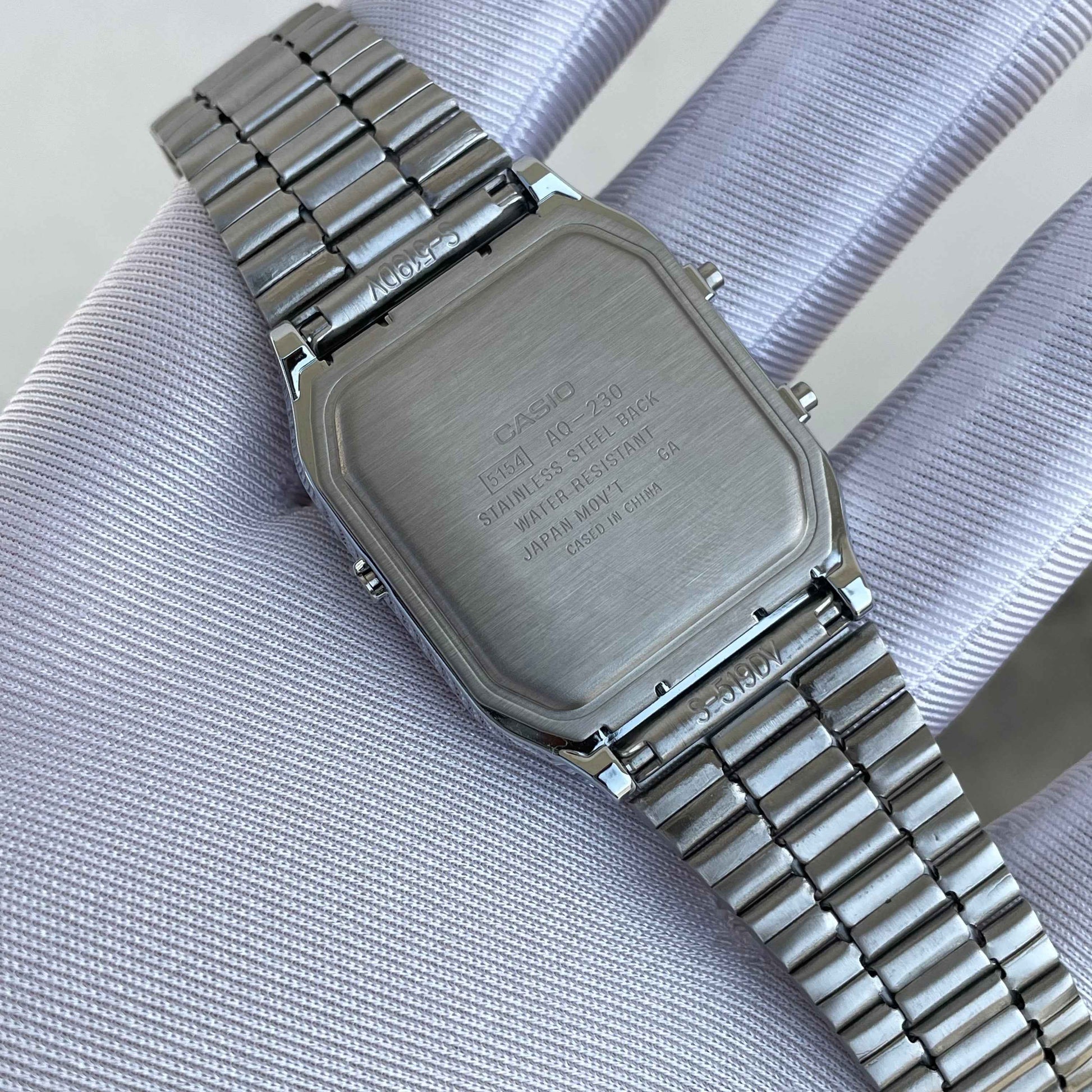 Orologio da polso al quarzo Casio Ana-Digi Vintage Series AQ Orologio da polso al quarzo Casio Ana-Digi Vintage Series AQ