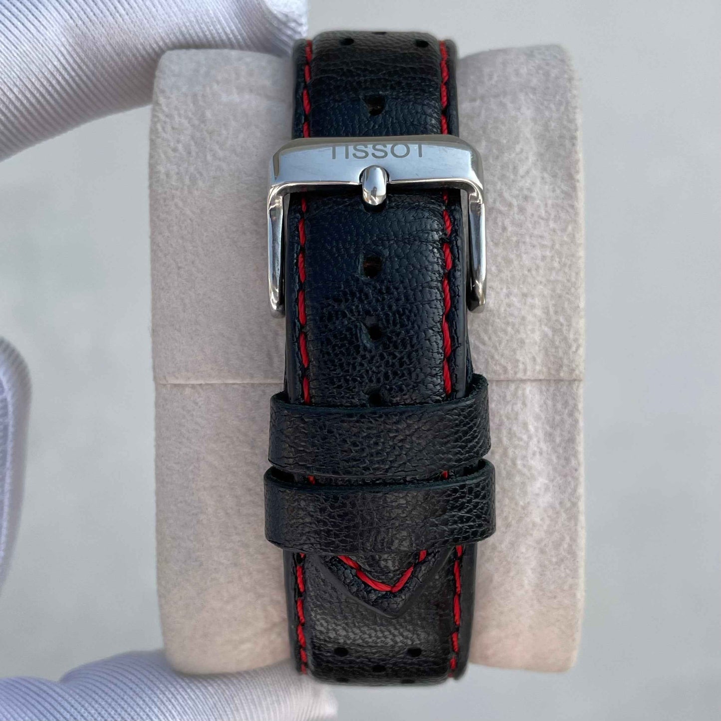 Tissot V8 Chronograph T039.417.16.057.02