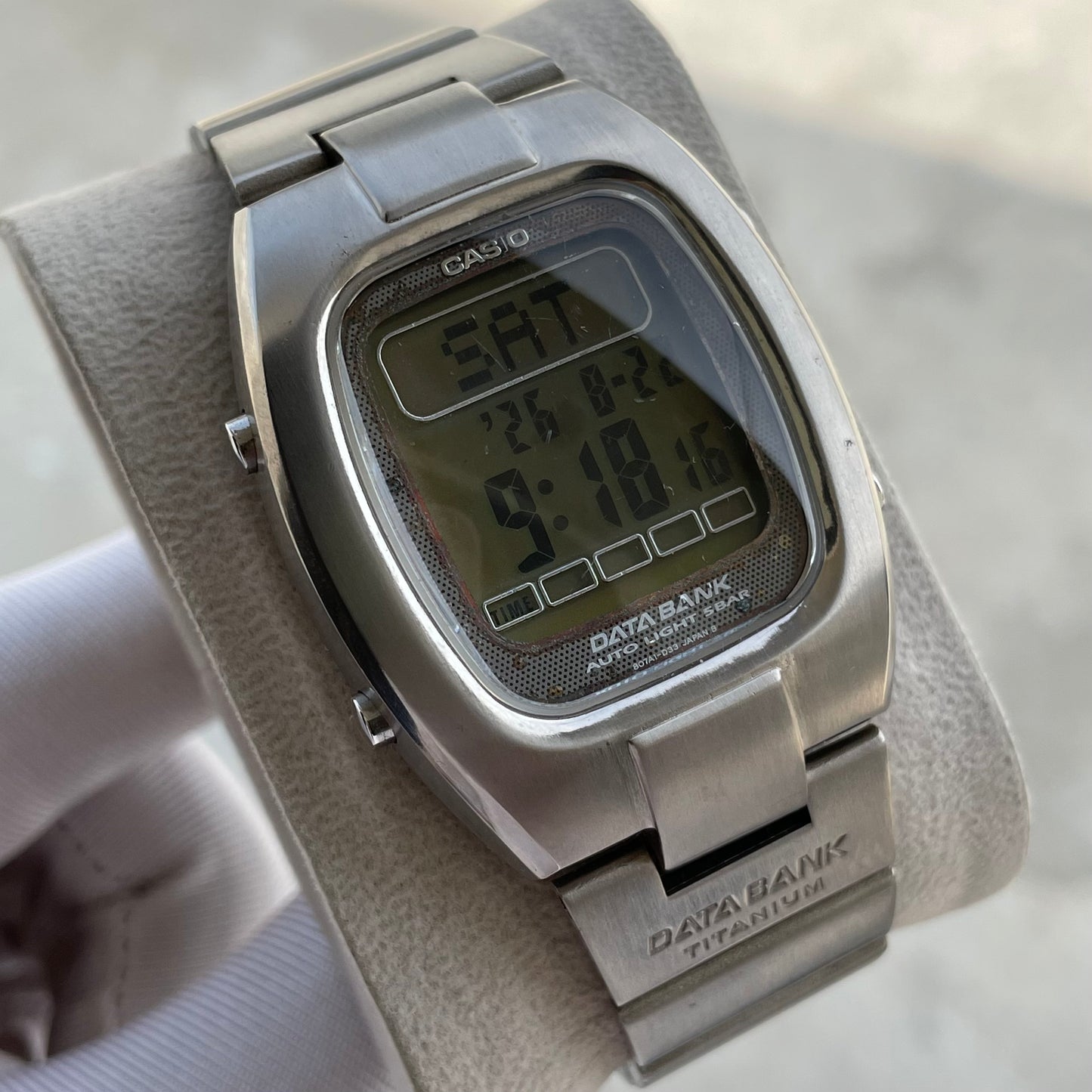 Vintage 1990s Casio Data Bank Titanium DB-101T