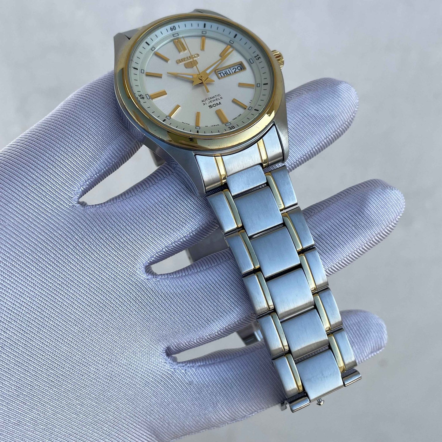 Seiko 5 Two Tone SNKM92J1