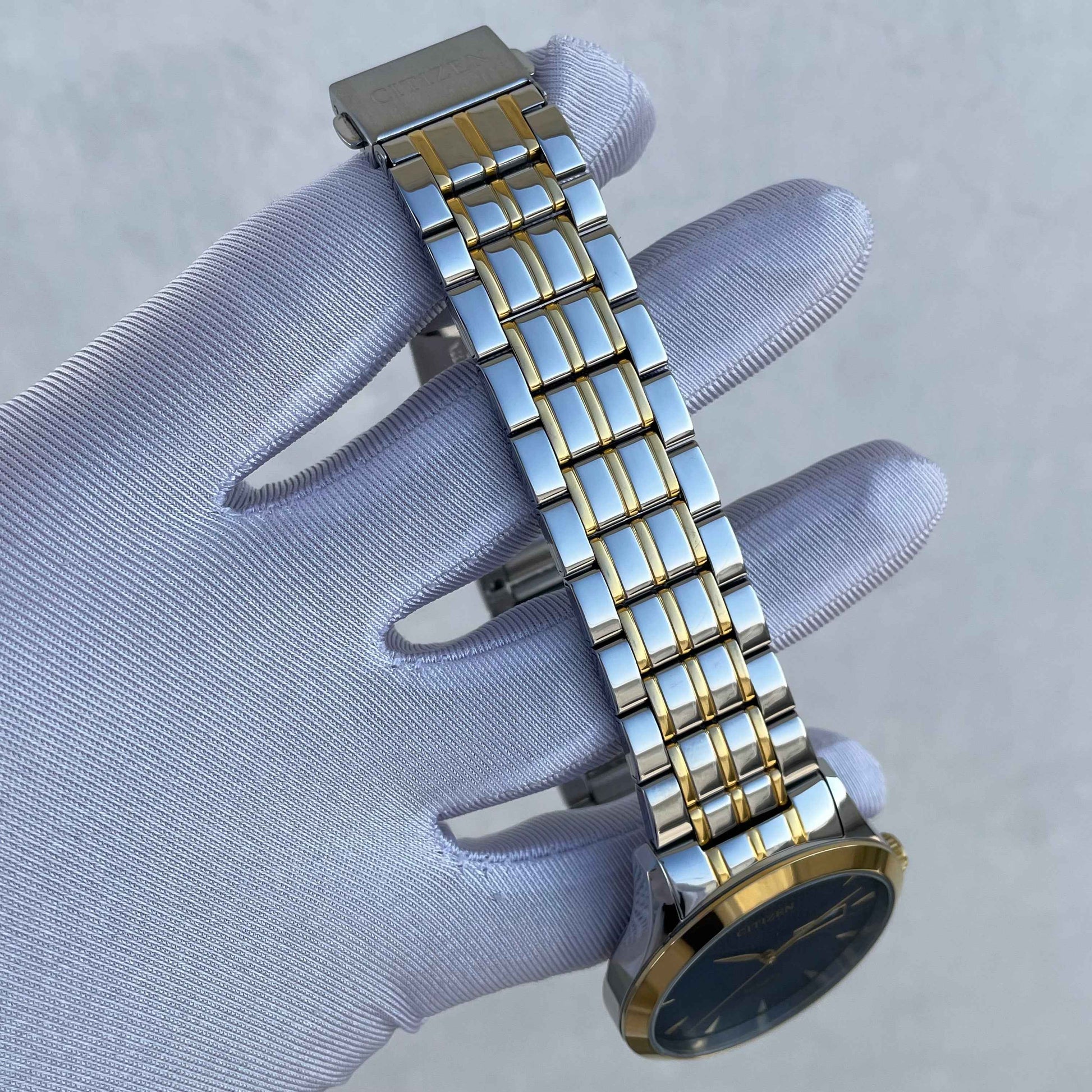 Citizen Quartz Blue Dial DZ5014-53L