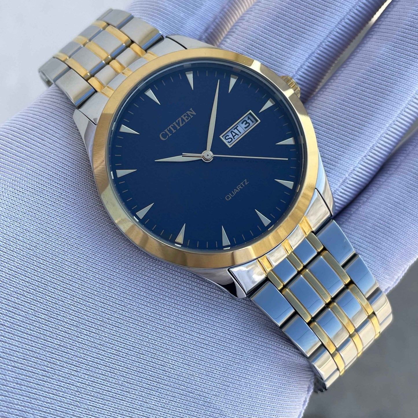 Citizen Quartz Blue Dial DZ5014-53L