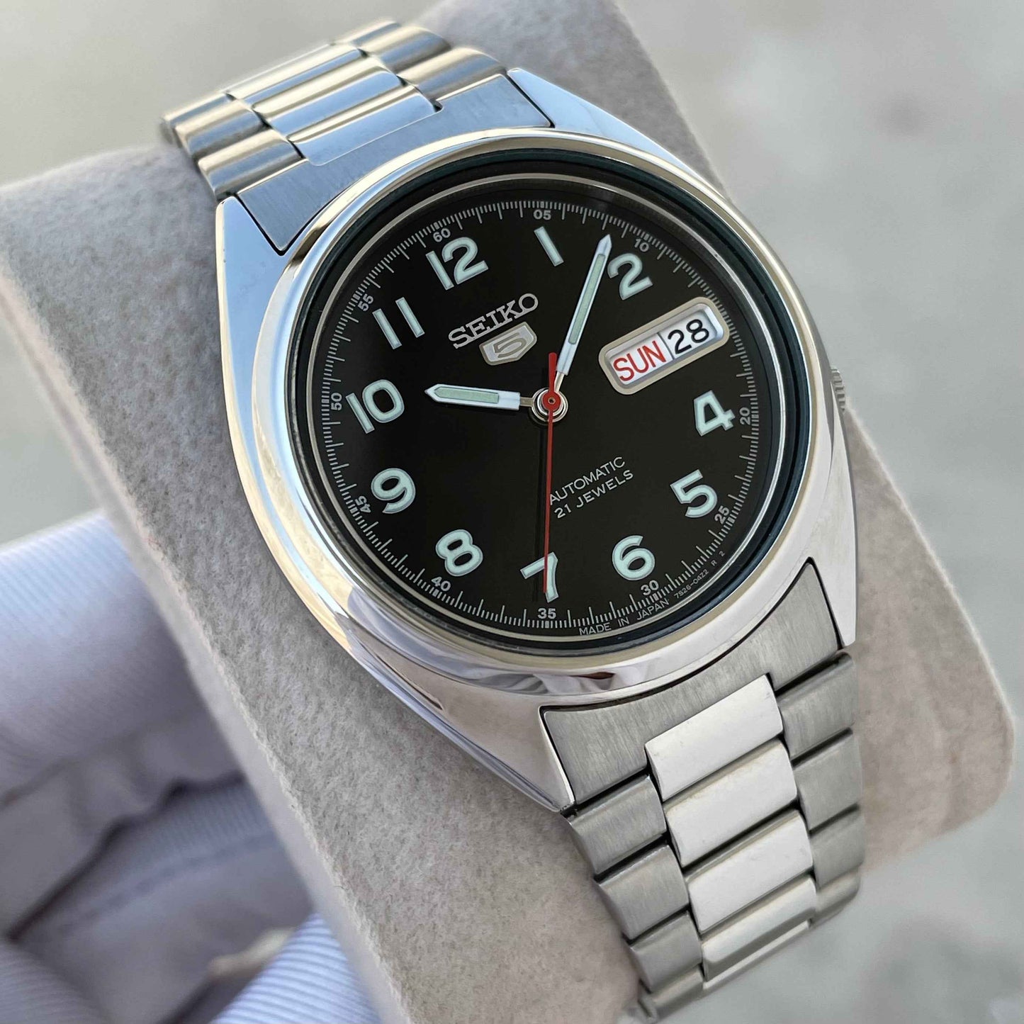 Seiko 5 SNKB45