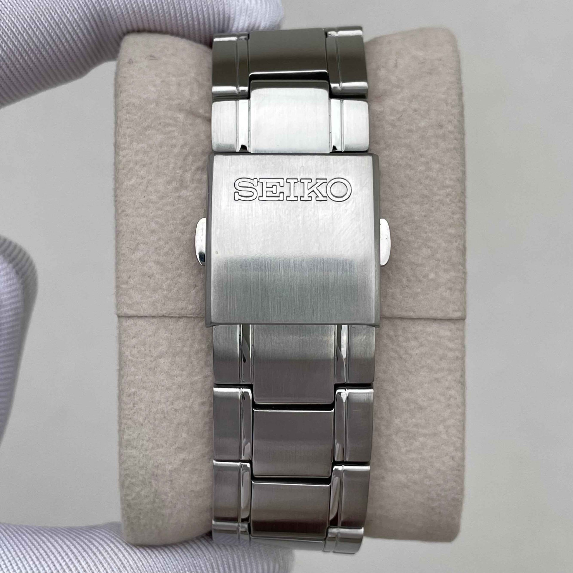 Seiko Quartz Chronograph 7T92-0KD0