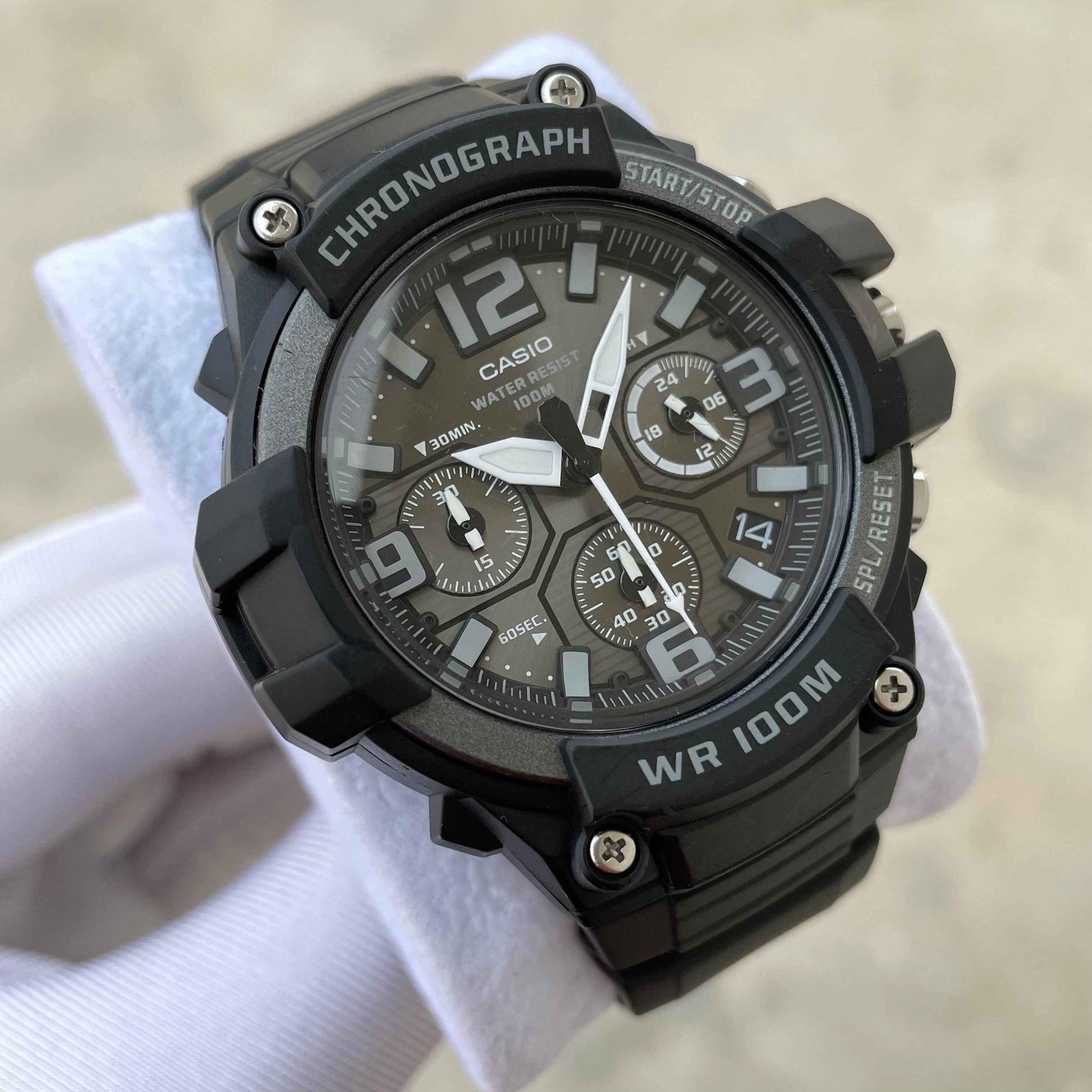 Casio Chronograph MCW100H-1A3V