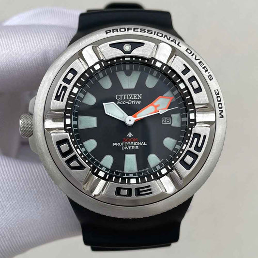 Citizen BJ8050-08E Professional Diver's 300 Meter