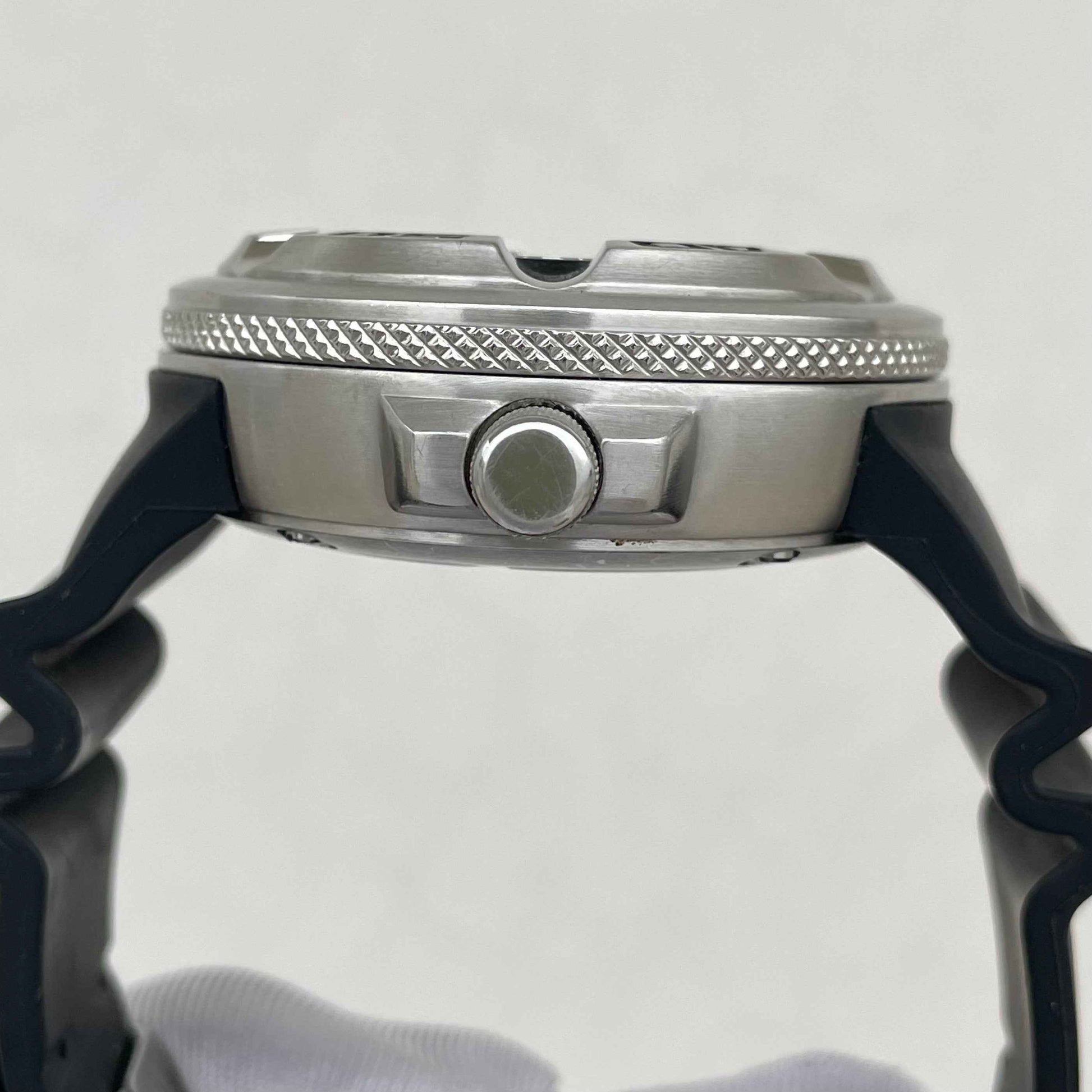 Citizen BJ8050-08E Professional Diver's 300 Meter