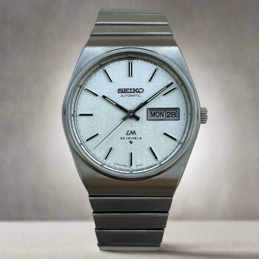 Vintage Seiko LM 5606-8070